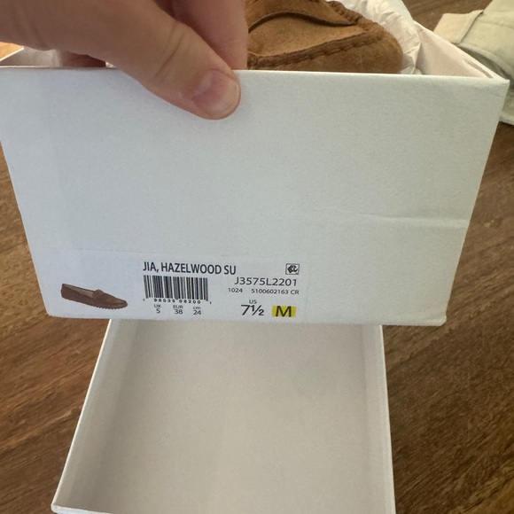 Veronica Beard Brown Moccasins - Picture 7 of 7